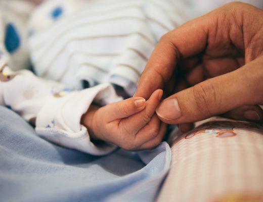Bezpieczeństwo i przeciwwskazania w osteopatii pediatrycznej