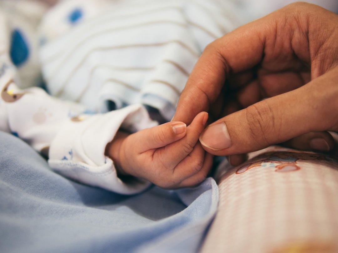 Photo Pediatric Osteopathy - Baby receiving treatment