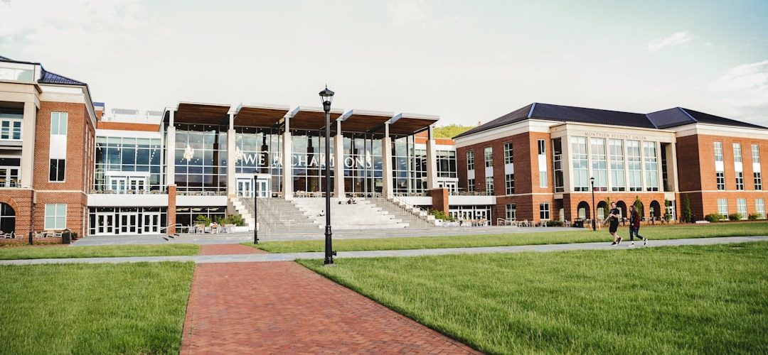 Photo University campus