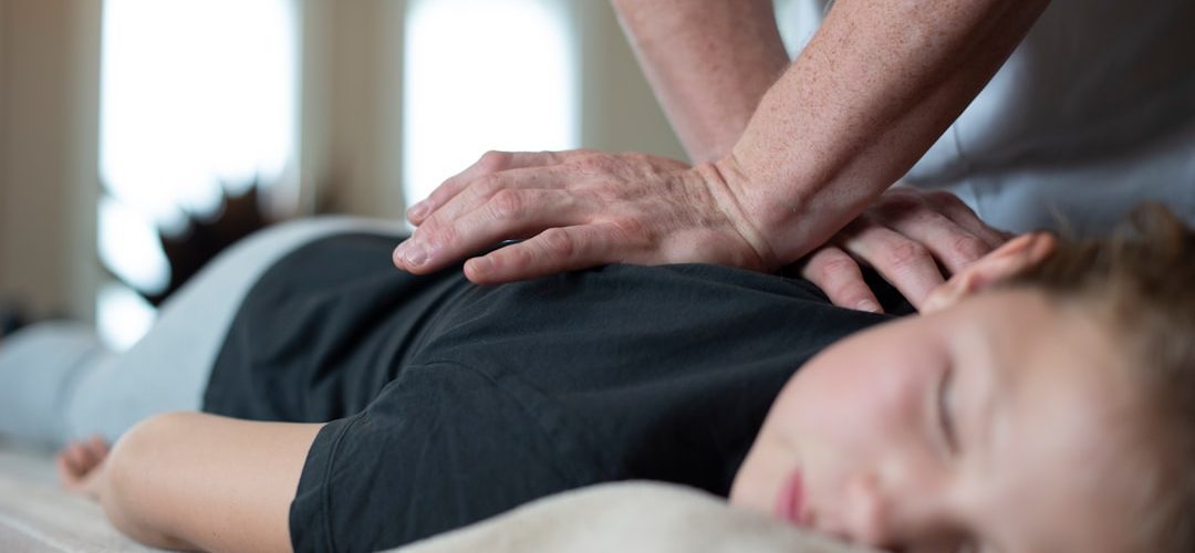 Photo Spinal manipulation
